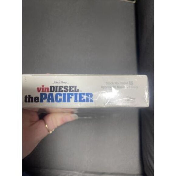 Walt Disney - The Pacifier 2005 VHS Vin Diesel - Hard To Find - Rare - Picture 8 of 9